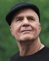 photo of Dr. Wayne Dyer