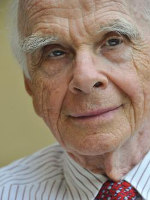 photo of Ervin Laszlo
