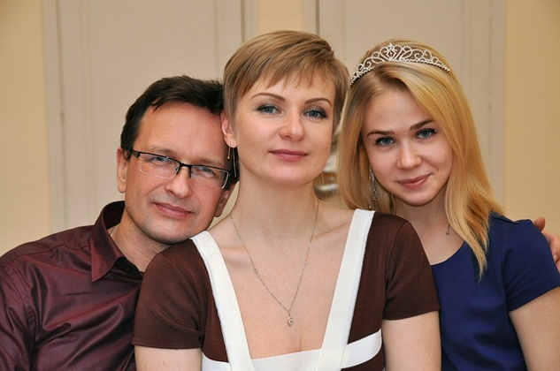 a mother with her two adult children