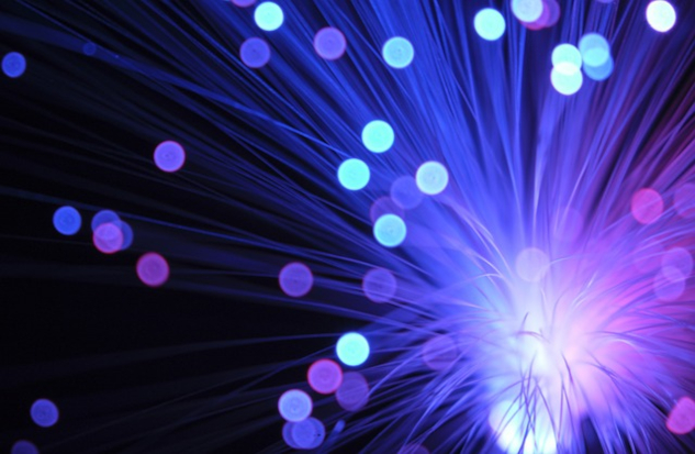 Bursts of light. Image by Daniel Kirsch from Pixabay.&nbsp;